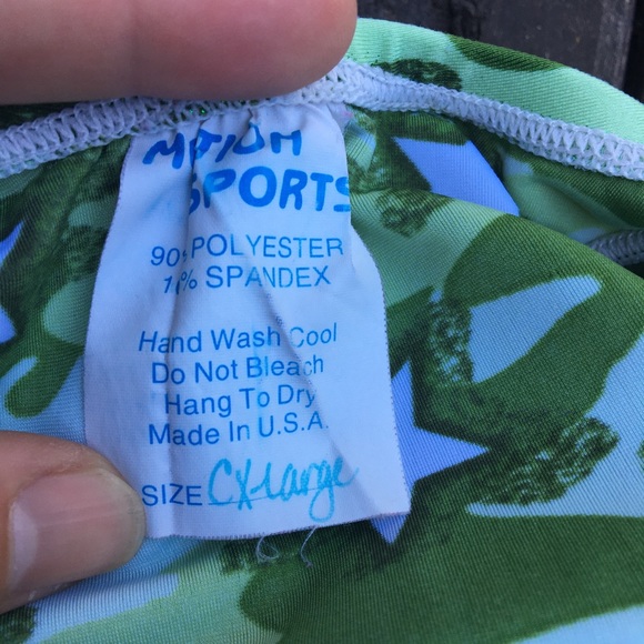 Child’s Motion Sports Leotard - Picture 5 of 6